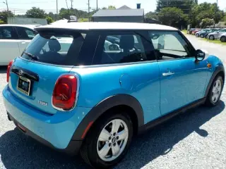 2016 MINI Base 2D Hatchback Cooper