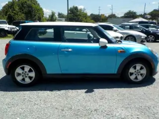 2016 MINI Base 2D Hatchback Cooper