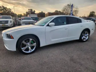 2013 Dodge Charger SE