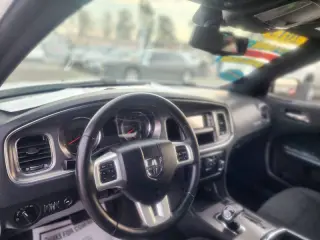 2013 Dodge Charger SE