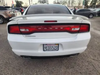2013 Dodge Charger SE