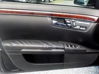 2012 Mercedes-Benz  S 550
