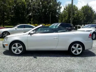 2012 Volkswagen Eos 2dr Conv Executive SULEV