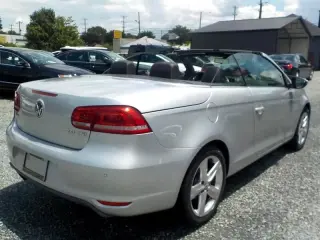 2012 Volkswagen Eos 2dr Conv Executive SULEV