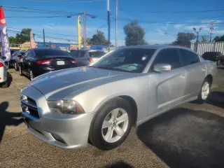 2012 Dodge Charger SE