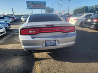 2012 Dodge Charger SE