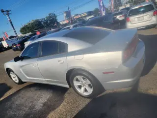 2012 Dodge Charger SE