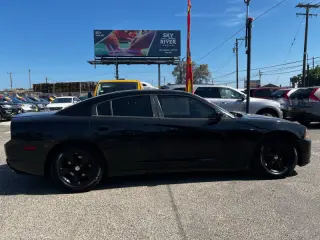 2012 Dodge Charger SE