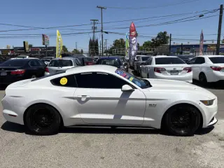 2017 Ford Mustang GT