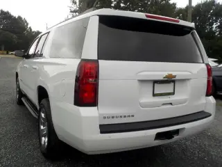2019 Chevrolet Suburban LT 2WD