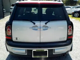 2011 MINI  Clubman
