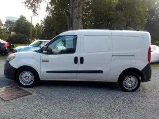 2020 RAM ProMaster City Tradesman SLT Cargo Van