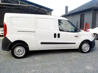 2020 RAM ProMaster City Tradesman SLT Cargo Van