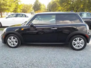 2013 MINI  Cooper