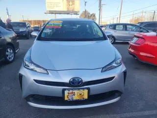 2019 Toyota Prius L Eco