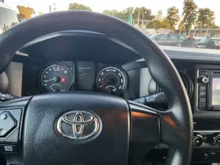 2017 Toyota Tacoma SR