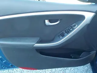 2016 Hyundai Elantra GT 2.0L 6A