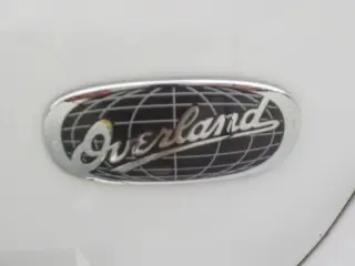 2015 Jeep Grand Cherokee Overland 4D SUV RWD