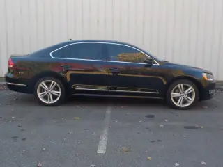 2015 Volkswagen Passat SEL Premium PZEV TSI 6A