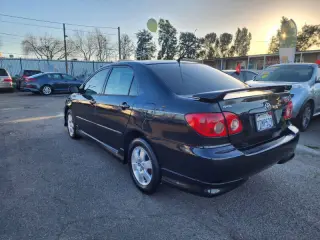 2007 Toyota Corolla S