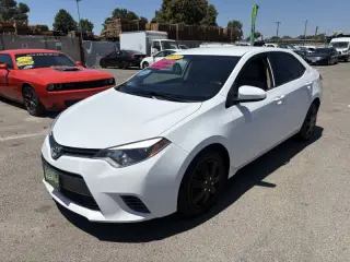 2015 Toyota Corolla LE