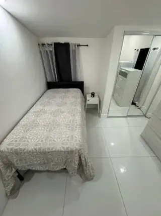 Se Renta Habitación