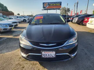 2015 Chrysler 200 Limited