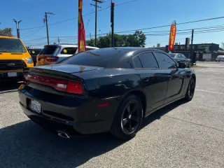 2012 Dodge Charger SE