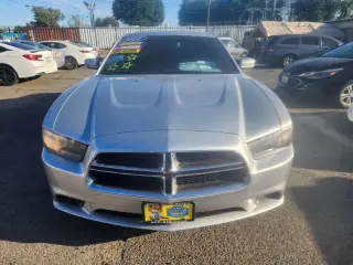 2012 Dodge Charger SE