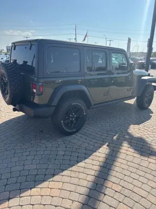 2021 Jeep Wrangler Unlimited Willys
