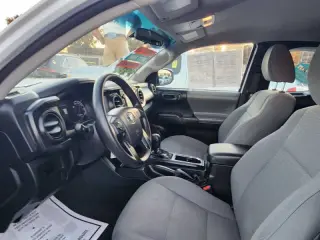 2017 Toyota Tacoma SR