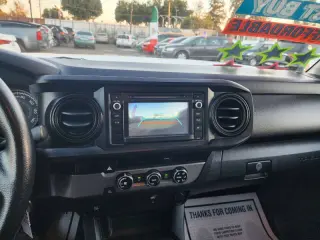 2017 Toyota Tacoma SR