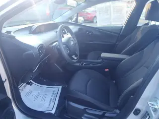 2019 Toyota Prius L Eco