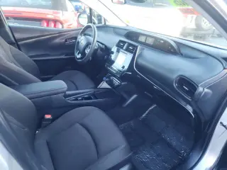 2019 Toyota Prius L Eco