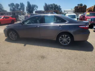 2015 Toyota Camry SE
