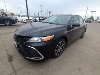 2023 Toyota Camry Hybrid XLE