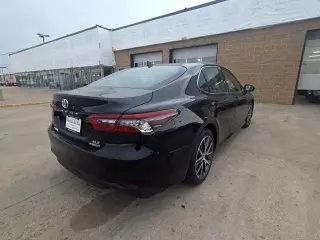 2023 Toyota Camry Hybrid XLE