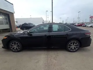 2023 Toyota Camry Hybrid XLE