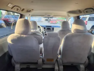 2014 Toyota Sienna LE 7-Passenger Auto Access Seat