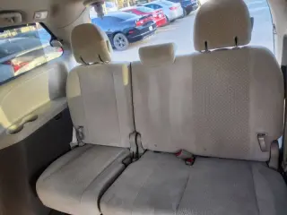 2014 Toyota Sienna LE 7-Passenger Auto Access Seat