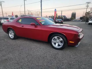 2009 Dodge Challenger SE