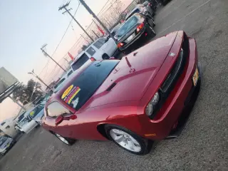 2009 Dodge Challenger SE