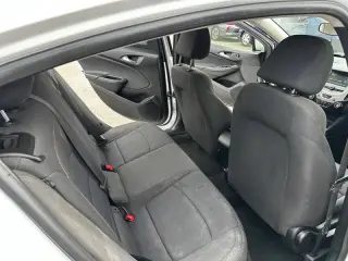 2017 Chevrolet Cruze LS Auto