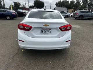 2017 Chevrolet Cruze LS Auto