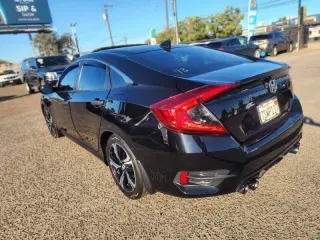2016 Honda Civic Touring