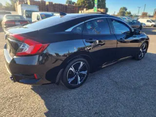 2016 Honda Civic Touring