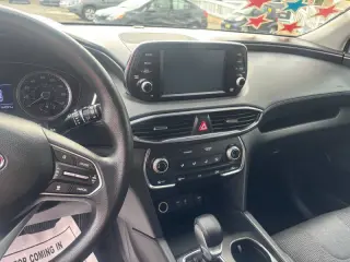 2019 Hyundai Santa Fe SE 2.4L