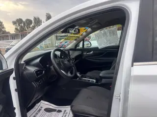 2019 Hyundai Santa Fe SE 2.4L