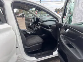 2019 Hyundai Santa Fe SE 2.4L