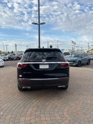 2022 Buick Enclave Essence